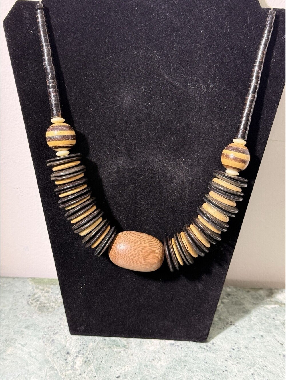 Vtg Boho 70s Wood Coconut Shell Bead Necklace Tribal Statement Artisan 24” Clasp